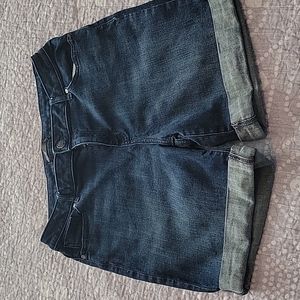 Womans Simply Vera  Shorts Size 10